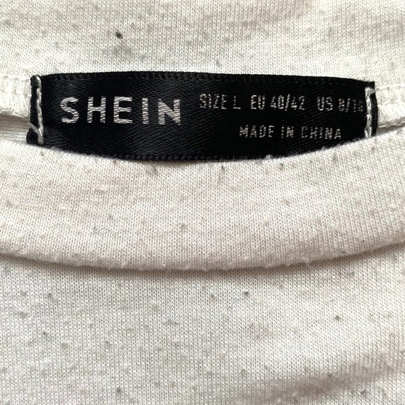 Graphic T-Shirt - Picture 3 of 3